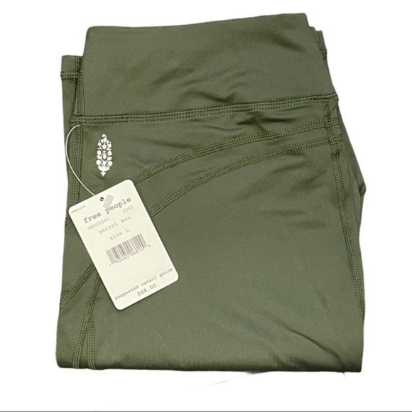 NWT FREE PEOPLE High-Rise Biker Baby Shorts - Picture 4 of 4